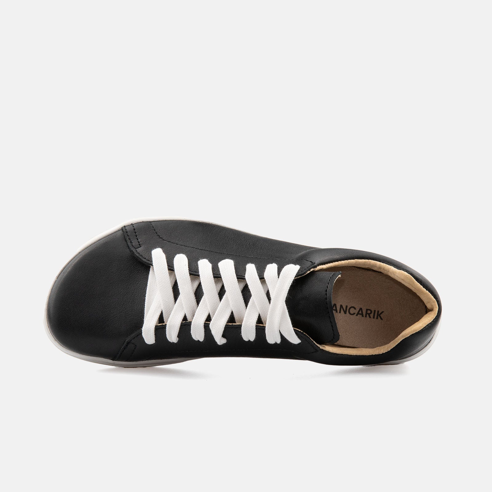 Barefoot Tommy Black