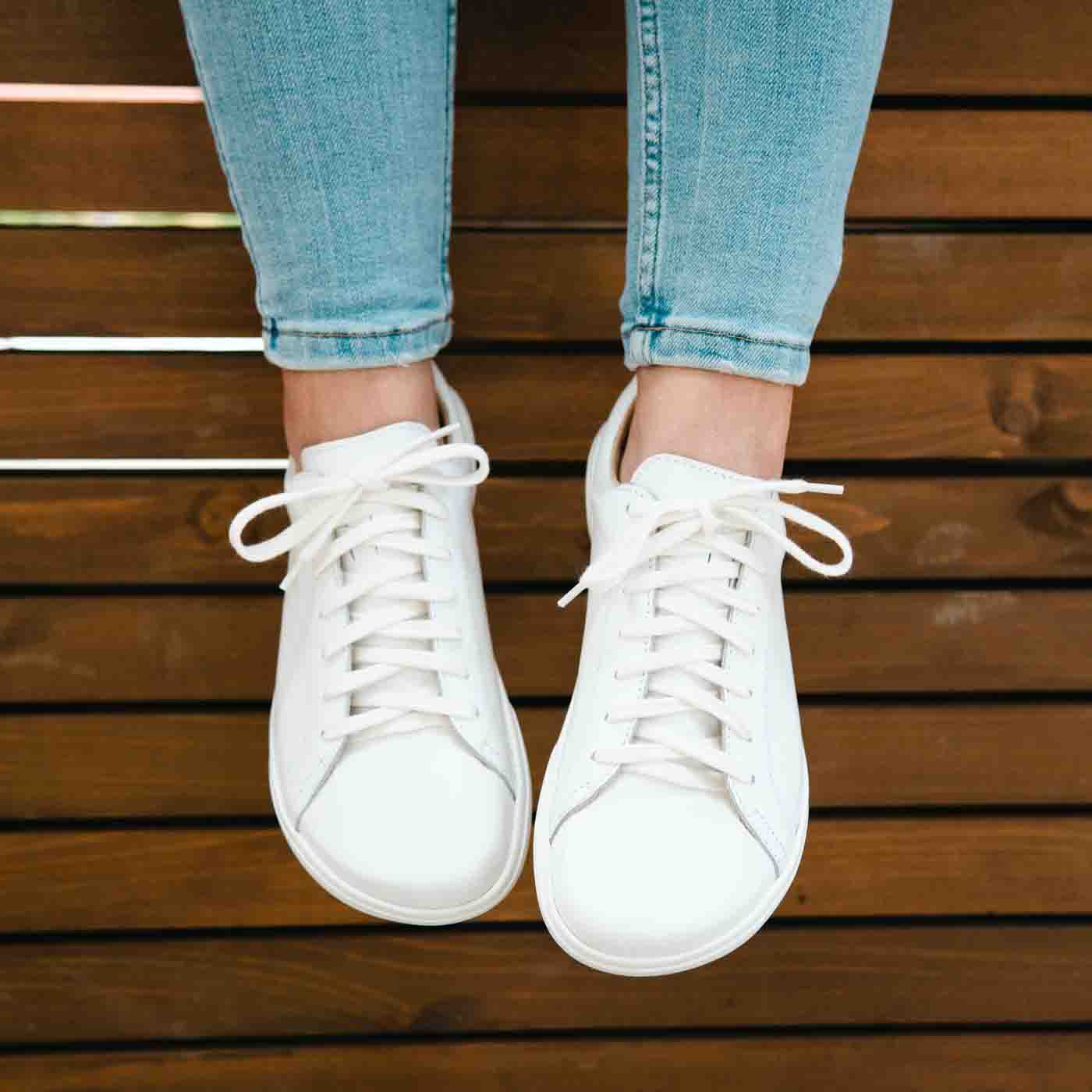 Barefoot Tommy White