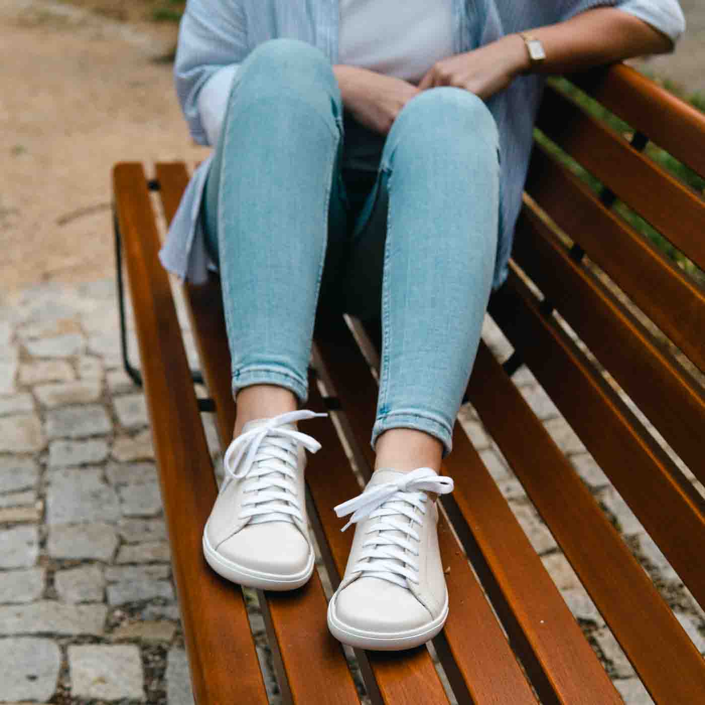 Barefoot Tommy Beige